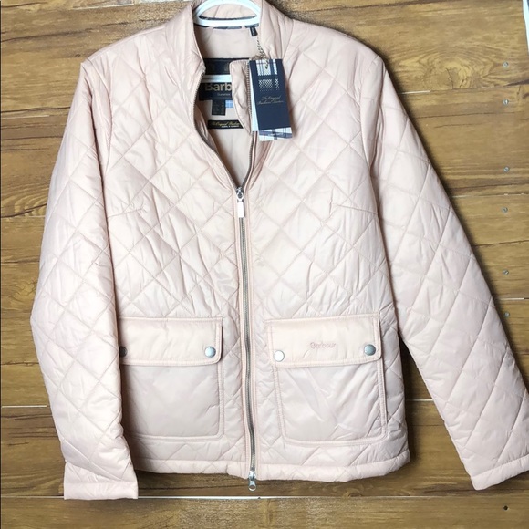 Barbour
Lorne Quilted Jacket - Picture 12 of 14